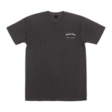 color: pepper ~ alt: cocktails pigment tee