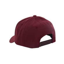 color: maroon ~ alt: Jammer hat
